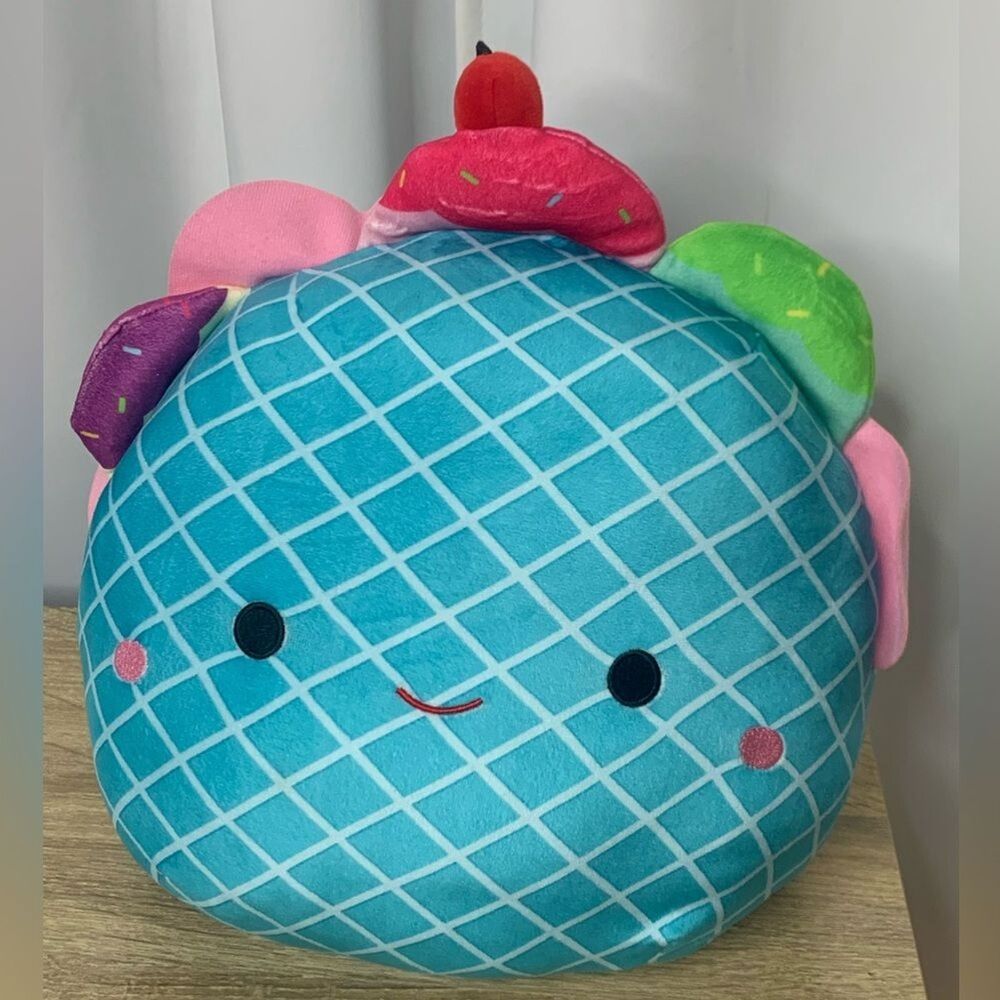 Squishmallows Bertie the Ice cream sundae taco